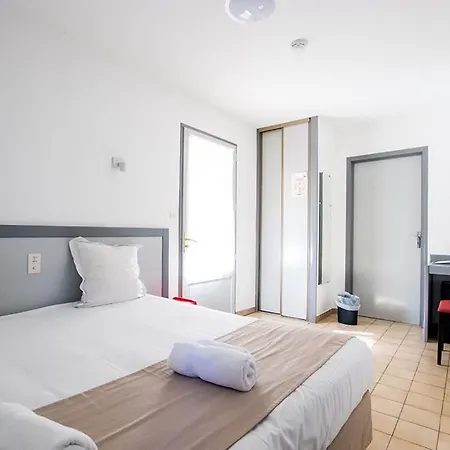 Du Cros D'auzon 3* Saint-Maurice-dʼArdèche