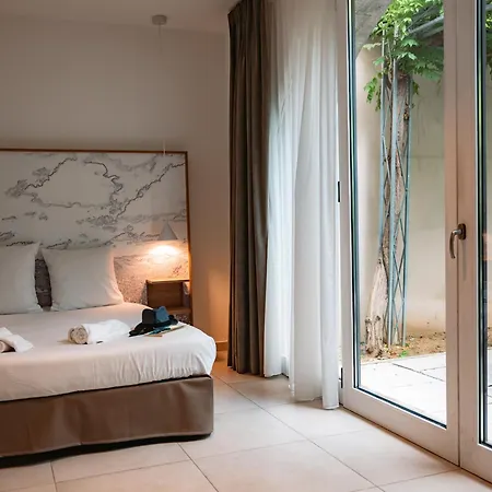 Hotel Du Cros D'auzon Saint-Maurice-dʼArdèche