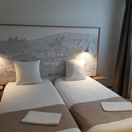 Hotel Du Cros D'auzon Saint-Maurice-dʼArdèche