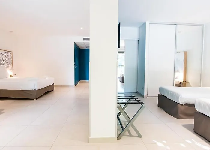 Hotel Du Cros D'auzon 3*