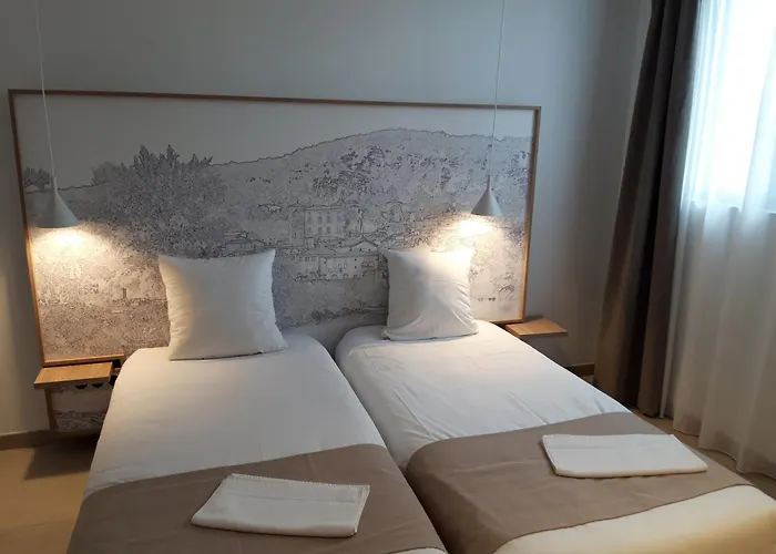 Hotel Du Cros D'auzon Saint-Maurice-dʼArdèche