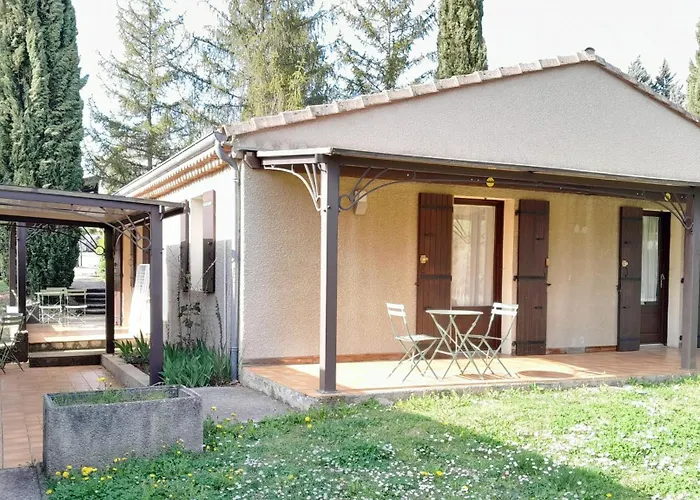 Du Cros D'auzon 3*